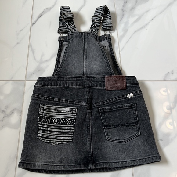 ❌ CLEARANCE Lucky Brand Black Denim Overalls Embroidered Print Jumper Skirt 6 - Picture 2 of 11